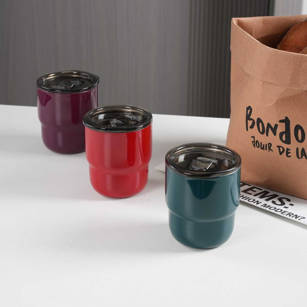 Vacuum Insulated Flask - Błyszczące modne kolory Dwuścienny kubek do